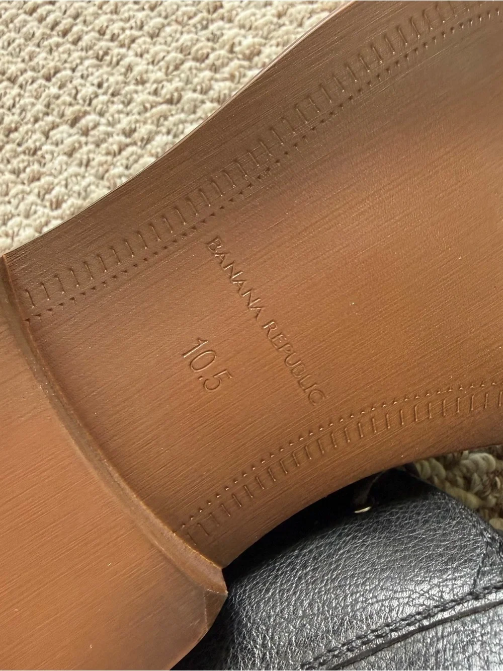 New Banana Republic Leather Chukka Boots